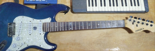 Guitarra Eléctrica Sakura