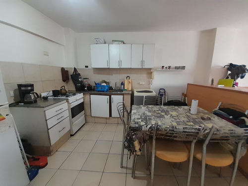 Venta/permuta - Monoambiente - Balcón - Seguridad - Centro, Rosario.