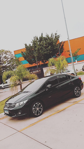 Honda Civic 1.8 Lxs Flex Aut. 4p