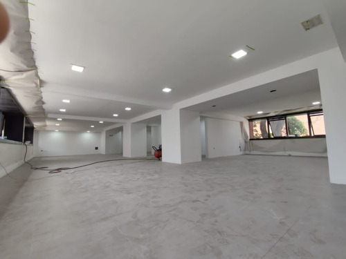 Imagen 5 de 10 de Alquiler / Venta Edificio Empresarial De Baja Densidad 3.000m2 Las Mercedes