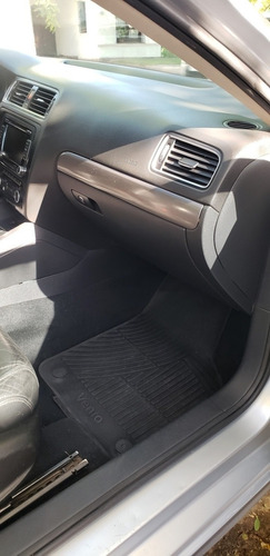 Volkswagen Vento 2.0 Sportline Tsi 200cv Dsg 2011