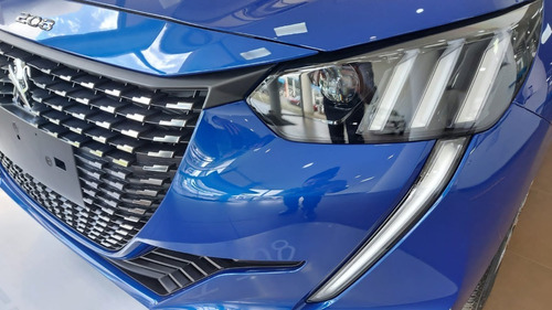 Imagen 8 de 15 de Peugeot 208 Feline Mc