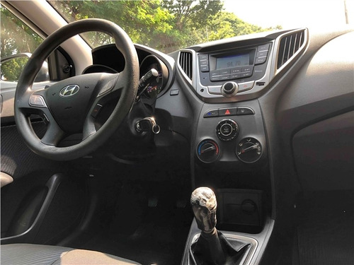 Imagem 9 de 10 de Hyundai Hb20 1.6 Comfort Plus 16v Flex 4p Manual