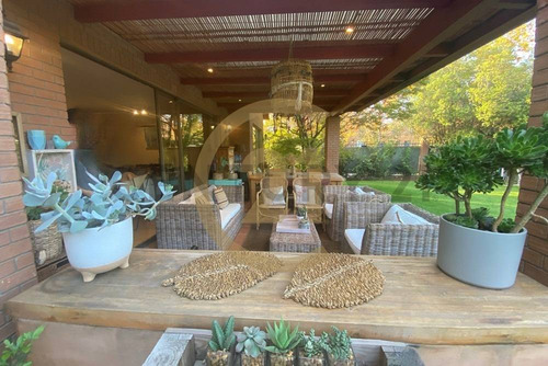 Arriendo Casa En Condominio Los Trapenses