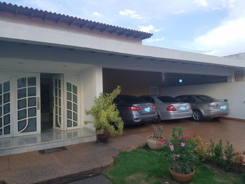 Imagen 1 de 14 de Mls Adl 21-15245 Esplendida Casa En Venta En Urb. Los Olivos