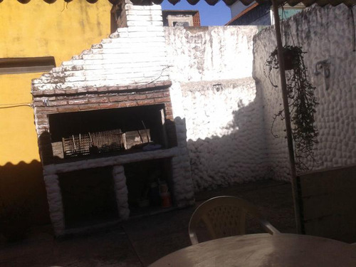 Gonzalez Del Solar Al 200 - Casa De 3 Dormitorios En Rosario Fisherton