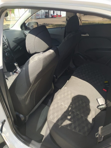 Imagem 7 de 8 de Hyundai Hb20 2018 1.6 Comfort Plus Flex Aut. 5p