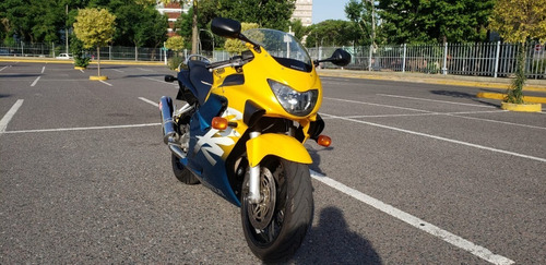 Imagen 2 de 8 de Honda Cbr 600 F 1999 Ultima Light