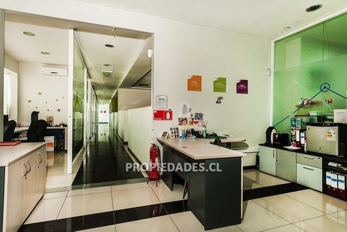 Imagen 15 de 19 de Oficina En Arriendo En Providencia