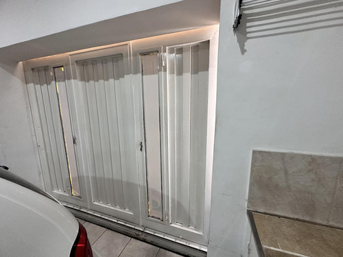 Venta De Casa En Ph 3 Ambientes En Morón Con Cochera Cubierta - Apto Crédito Hipotecario