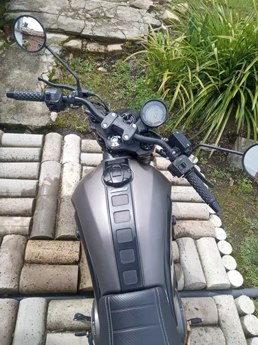 Bomber 250 Full Inyección.