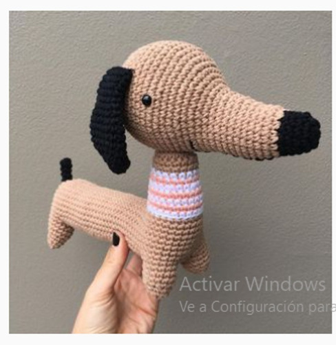 Perro Salchicha - Muñeco De Apego Crochet Amigurumi