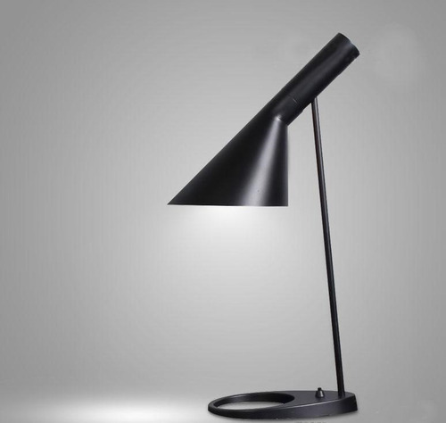 Imagen 2 de 8 de Lámpara De Mesa Minimalista Dirigible