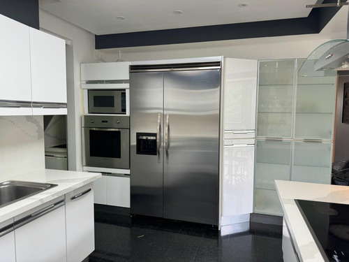 Se Vende Apto Lujo-228m²-4h+5b+4p+1m+pozo-lomas De Las Mercedes-mg