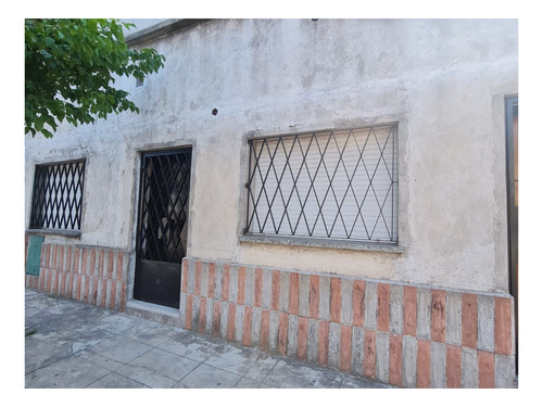 Imagen 1 de 10 de P.h. De 2 Amb. En La Tablada, La Matanza. Venta