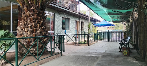 Gran Propiedad A Cuadras Del Centro De Maipu