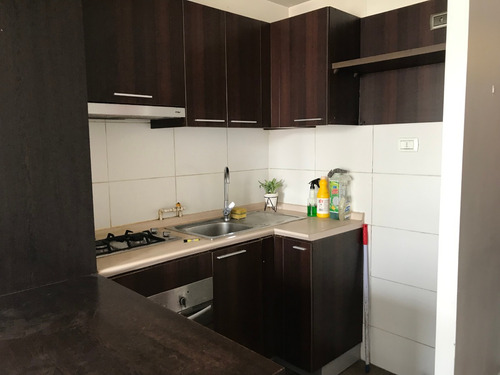 Arriendo Departamento Cercano A Dos Cuadras Del Metro