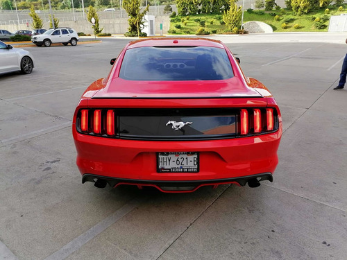Imagen 8 de 12 de Ford Mustang 2017 2.3 Coupe Mt