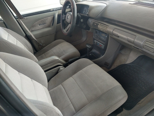 Imagen 8 de 12 de Chevrolet Cavalier 2.8 Fi