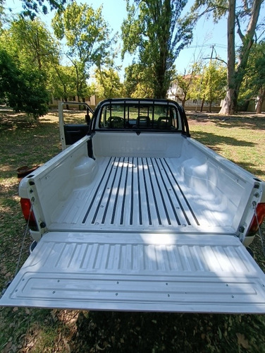 Imagen 13 de 24 de Ford F-100 1998 4.3 I 4x4