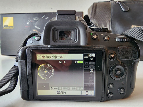 Imagen 3 de 8 de Cámara Nikon D5100 Completa En Caja + Bolso - 18200 Disparos
