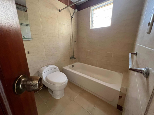 Imagen 18 de 23 de Vendo Segundo Nivel Jardines Sur Dos Hab Dos Baños Parqueos