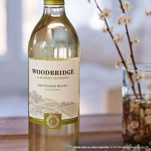 Vino Blanco EUA Woodbridge by Robert Mondavi Sauvignon Blanc 750ml