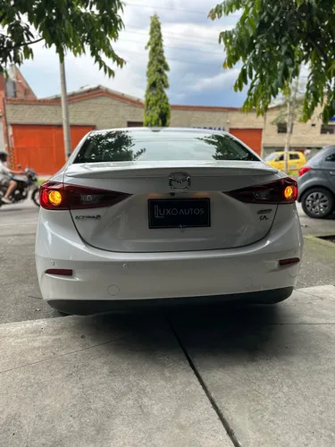 Mazda 3 2.0 Touring At