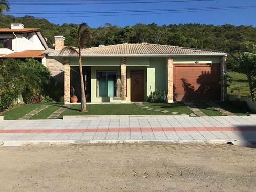 Imagem 2 de 24 de Casa Alto Padrão Para Venda Em Centro Garopaba-sc - Kv653