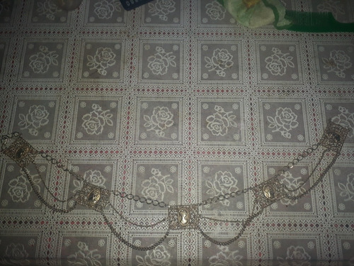 Adorno De Cadenas Doradas Para Cinto U Otro Uso