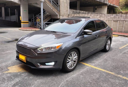 Ford Focus 2.0 Titanium