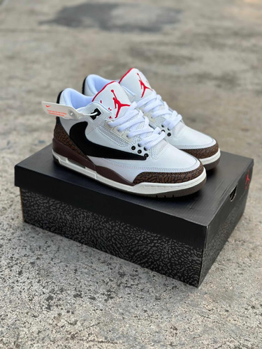 Retro 3 Travis Soy