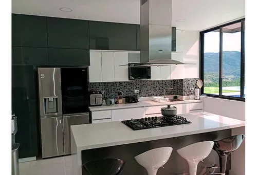 Finca Moderna En Sopetran En Venta