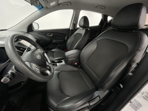 Imagem 13 de 14 de Hyundai Ix35 2.0 Gl 2wd (aut) (flex)