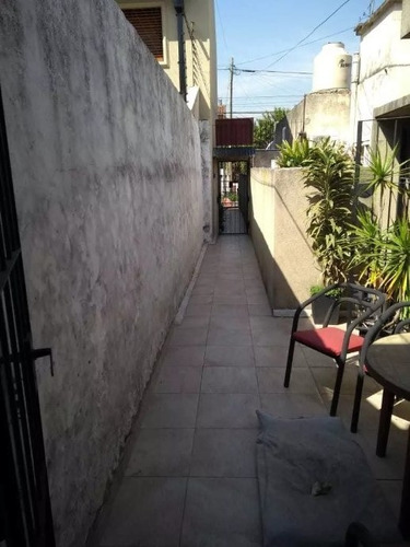 Imagen 2 de 12 de Casa Ph De 3 Ambientes En Venta - Moron