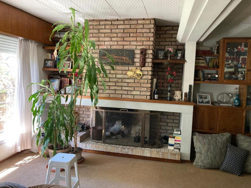 Imagen 7 de 26 de Importante Casa En Dos Plantas Para Vivienda, Oficinas O Pequeñas Industrias