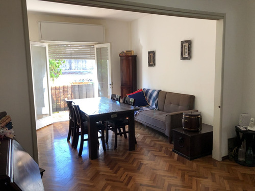 Apartamento En Venta Sobre Bulevar Artigas