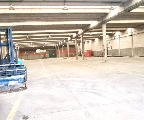 Galpón 3000m2 En Bernal