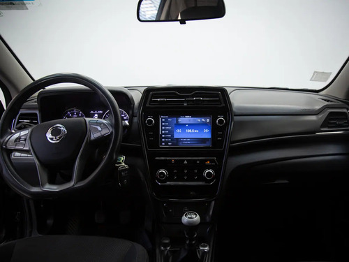 Ssangyong 1.6 Lx Mt Tivoli