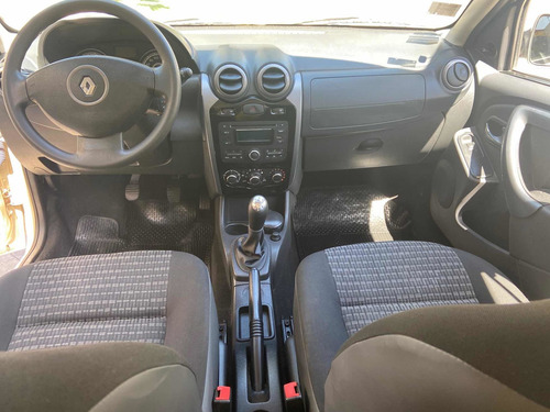 Renault Sandero 1.6 Confort 105cv 2012
