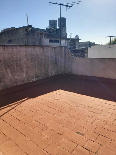Alquiler De Casa Tipo Ph En Ciudadela.