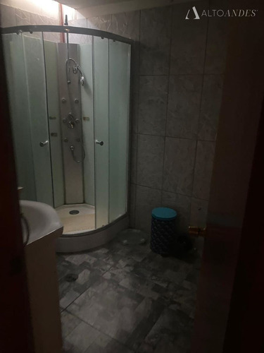 Casa En Venta De 4 Dorm. En Arica