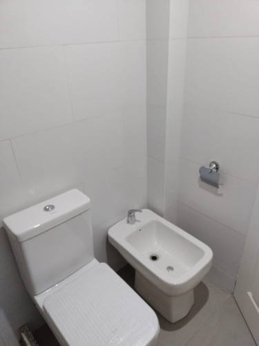 Imagen 8 de 10 de Departamento En Venta En Castelar Sur