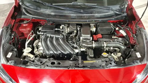 Nissan March 1.6 Sense