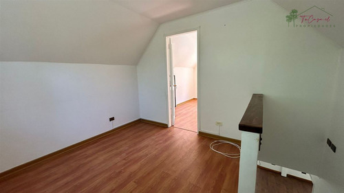 Casa En Parcela En Arriendo De 4d/3b En Calera De Tango