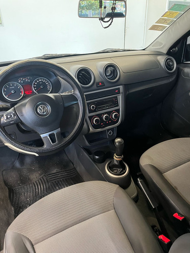 Volkswagen Voyage 1.6 Highline 101cv
