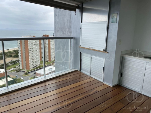 Imagen 18 de 30 de Venta De Apartamento De 2 Dormitorios En Edificio Miami Boulevard Punta Del Este