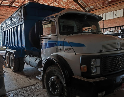 L-1513 3-eixos Caçamba 19 M3