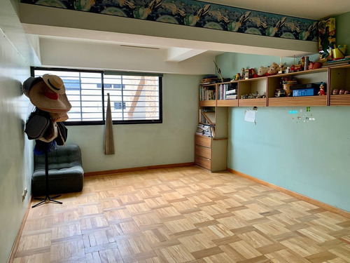 Imagen 9 de 18 de Vendo Ph 516m2 4h+s/7b/3p Santa Eduvigis 0134