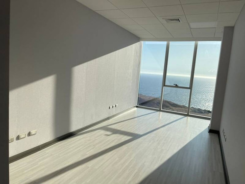 Imagen 8 de 12 de Luminosa Oficina En Arriendo, Excelente Ubicación